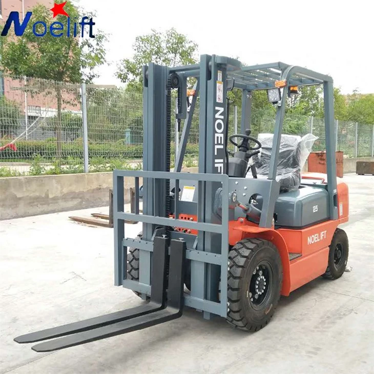 2.5 ton diesel forklift in warehouse